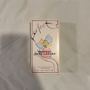 MARC JACOBS “PERFECT” PERFUME